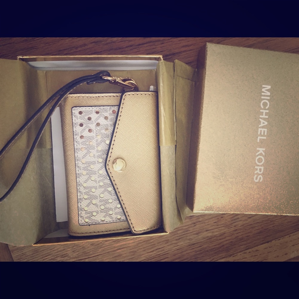 Michael Kors Wristlet